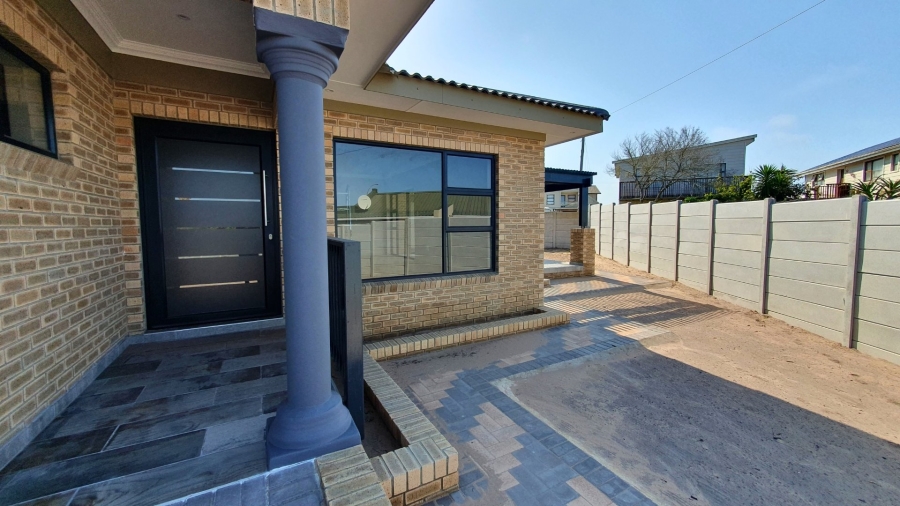 2 Bedroom Property for Sale in Dana Bay Western Cape